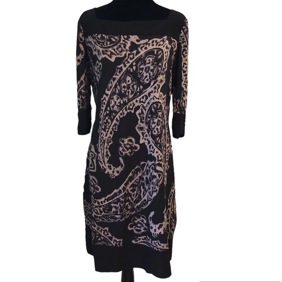 Adrianna Papell Dresses & Skirts - Adrianna Papell dress Size 10